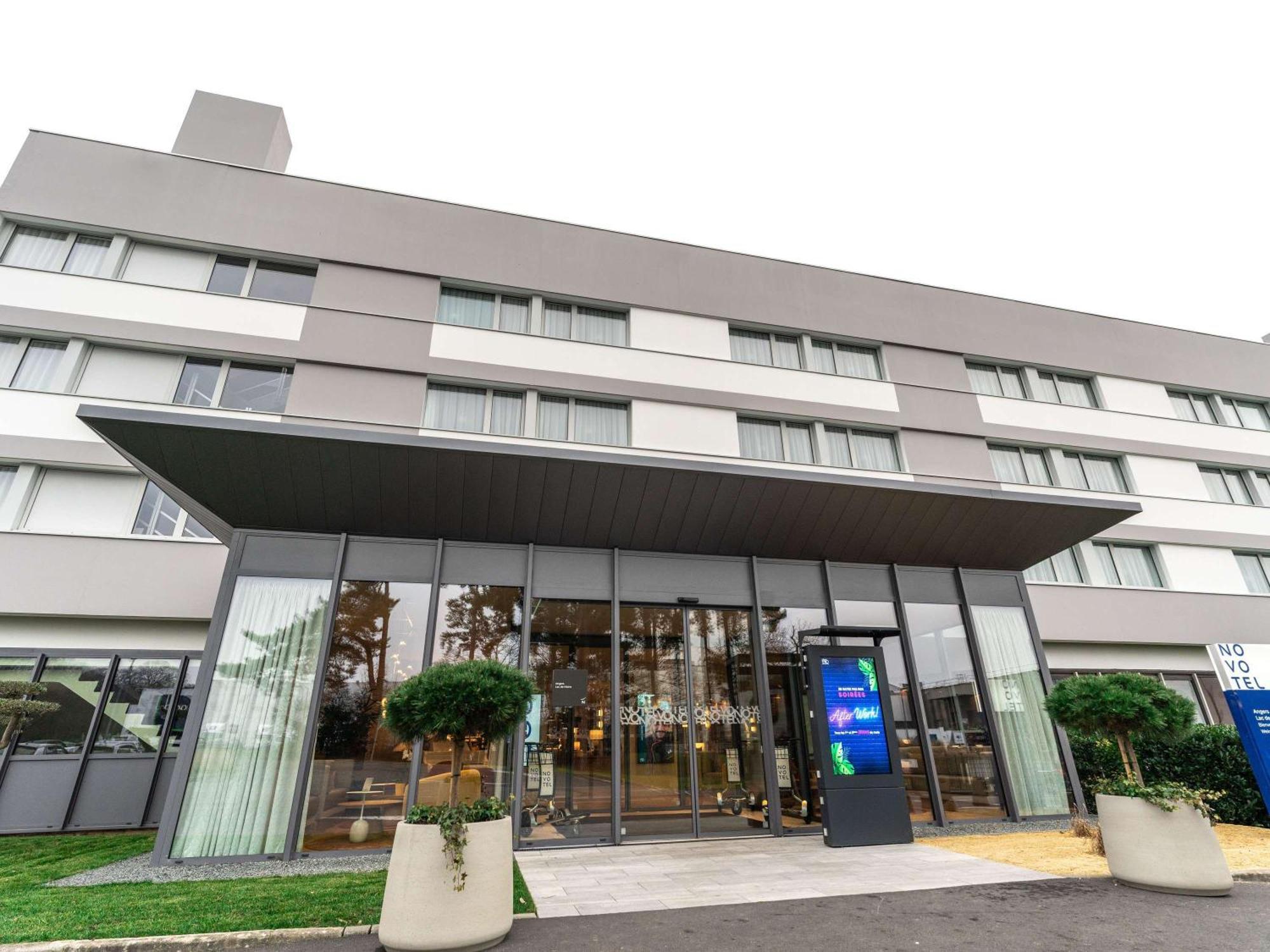 Novotel Angers Lac De Maine Kültér fotó