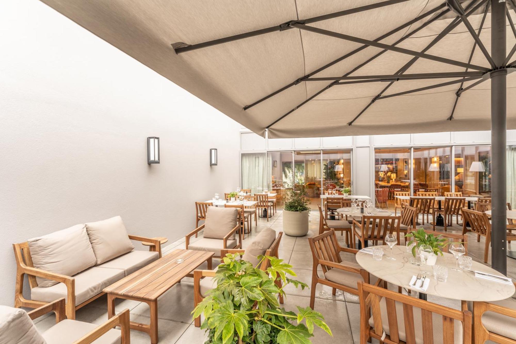 Novotel Angers Lac De Maine Kültér fotó