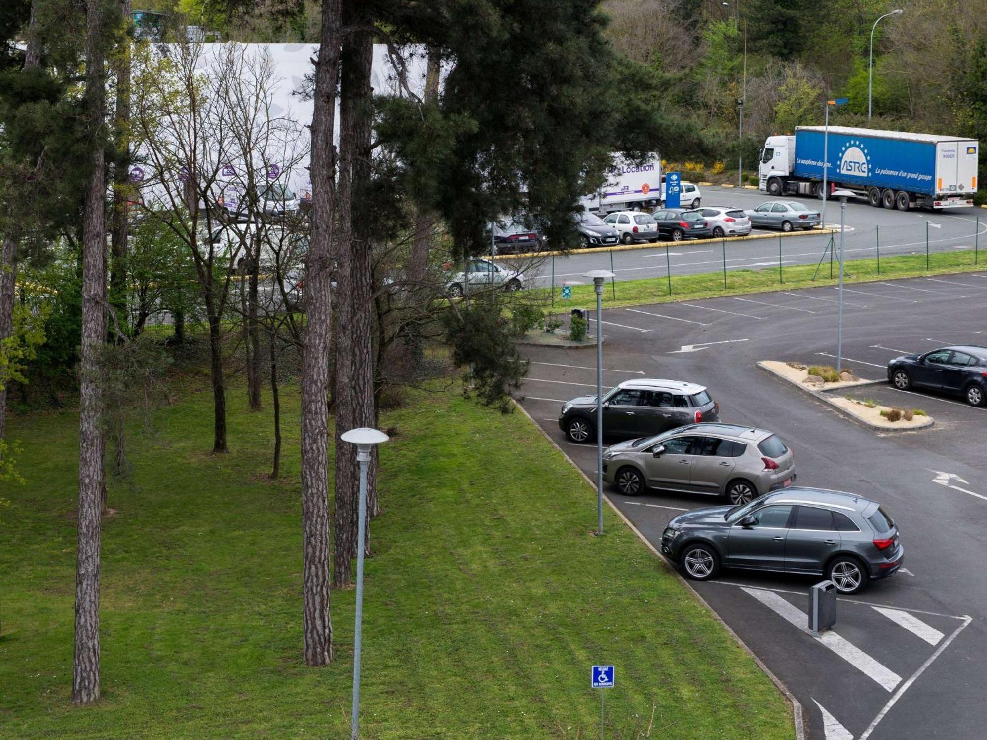 Novotel Angers Lac De Maine Kültér fotó