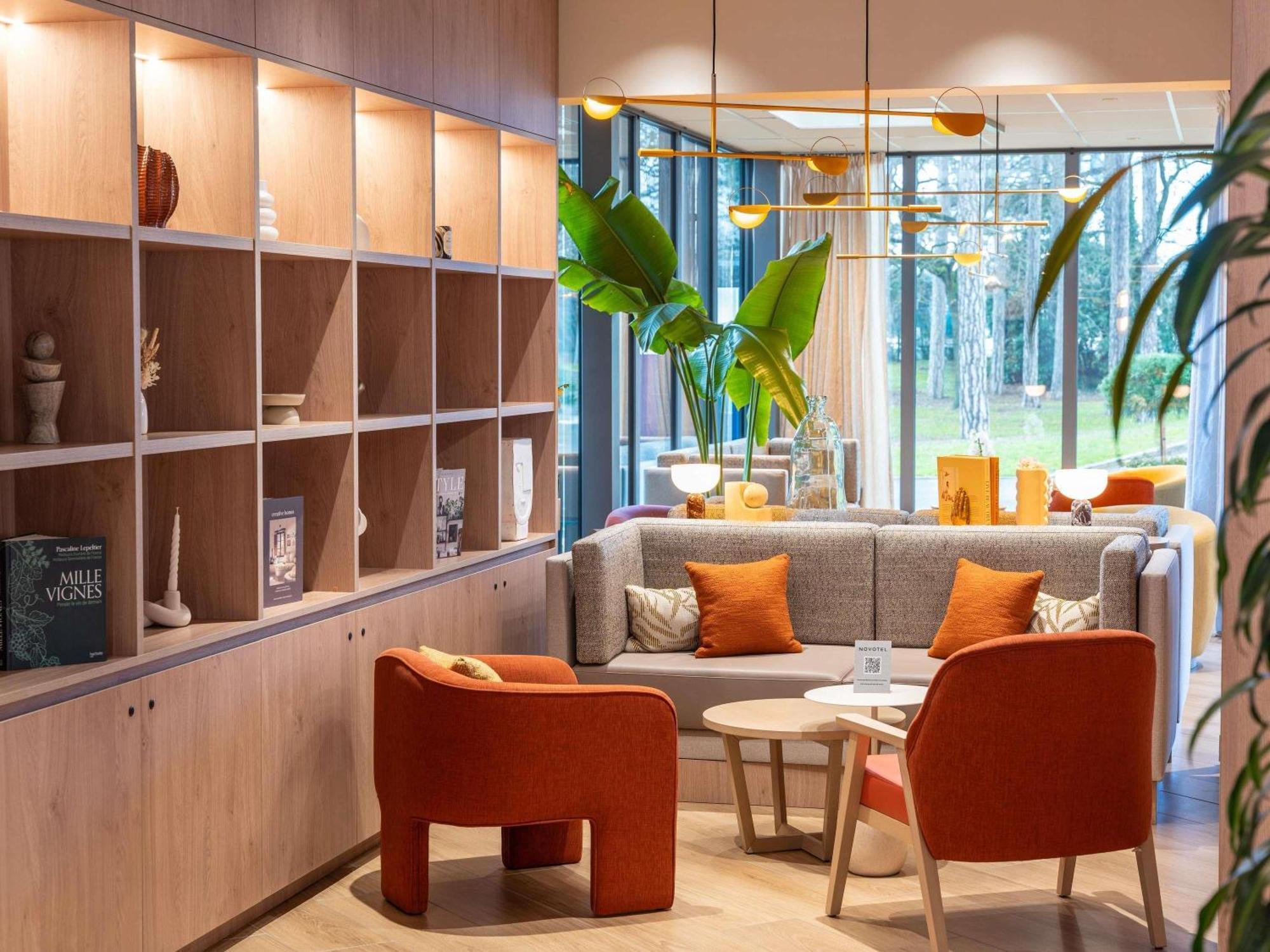 Novotel Angers Lac De Maine Kültér fotó